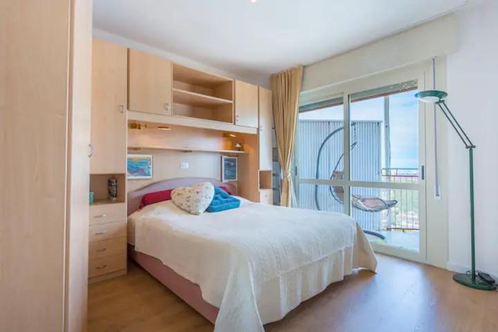 Apartamento Splendido Attico, Piscina E Vista Mare Lignano Sabbiadoro Exterior foto