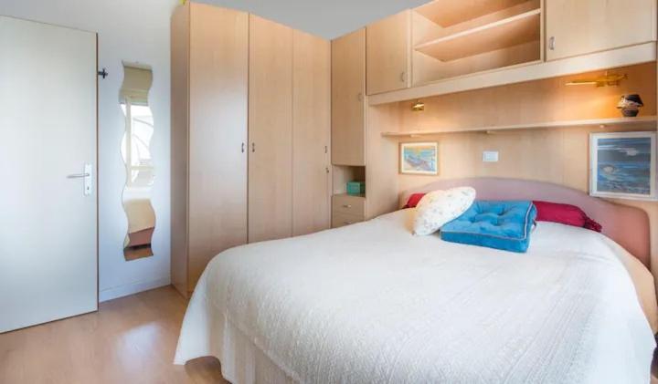 Apartamento Splendido Attico, Piscina E Vista Mare Lignano Sabbiadoro Exterior foto
